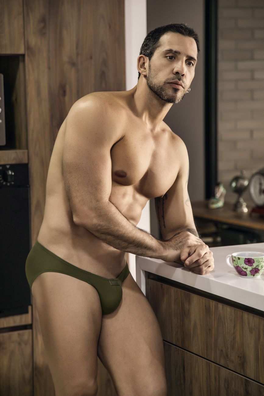 Clever 1843 Buenavista Mens Sleek Modern Bikini Briefs Green